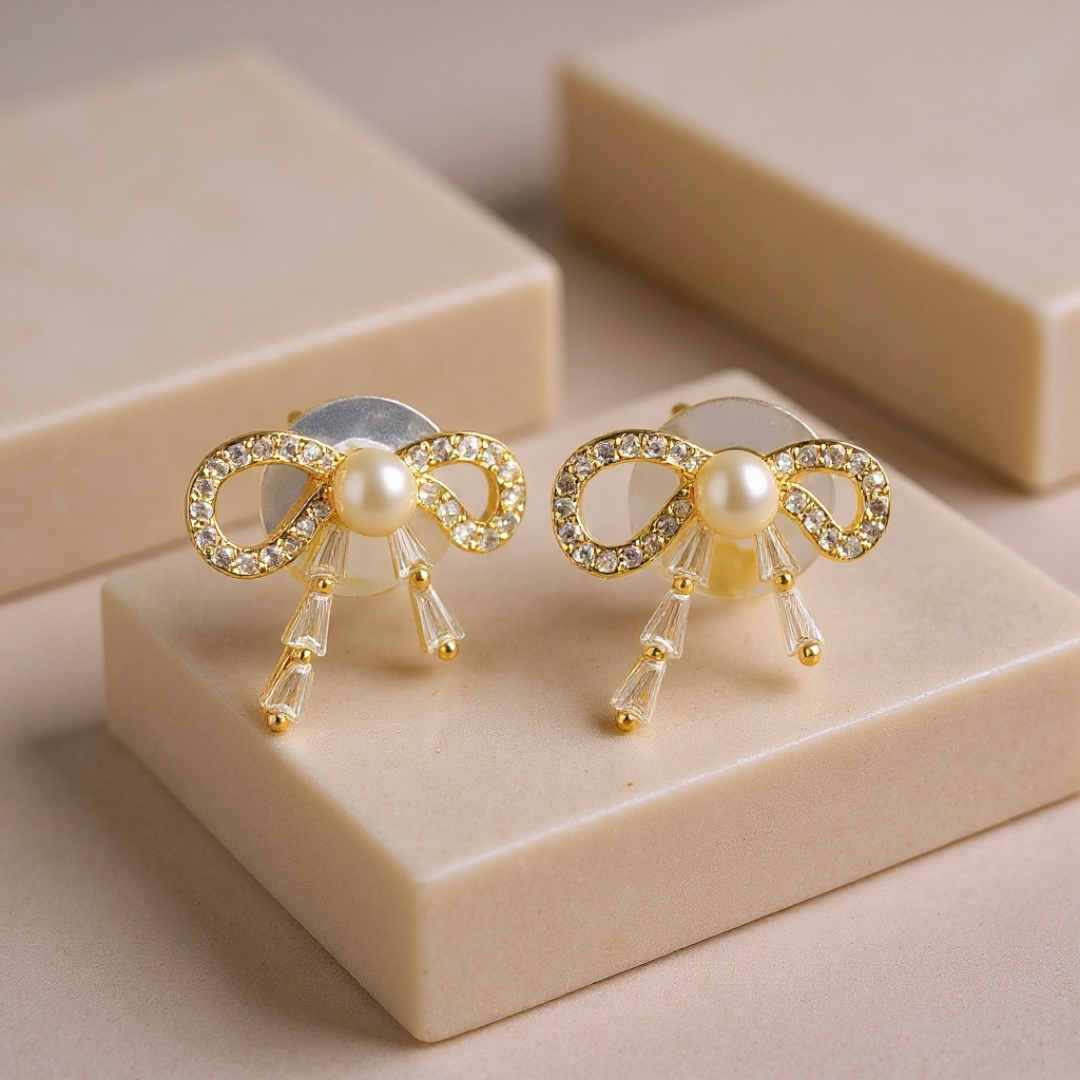 Star Burst Earrings — 18K gold-plated anti-tarnish jewellery by Veyra