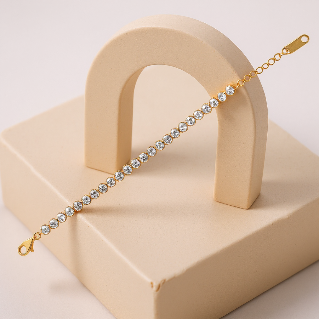 Pave Bar Bracelet — 18K gold-plated anti-tarnish jewellery by Veyra