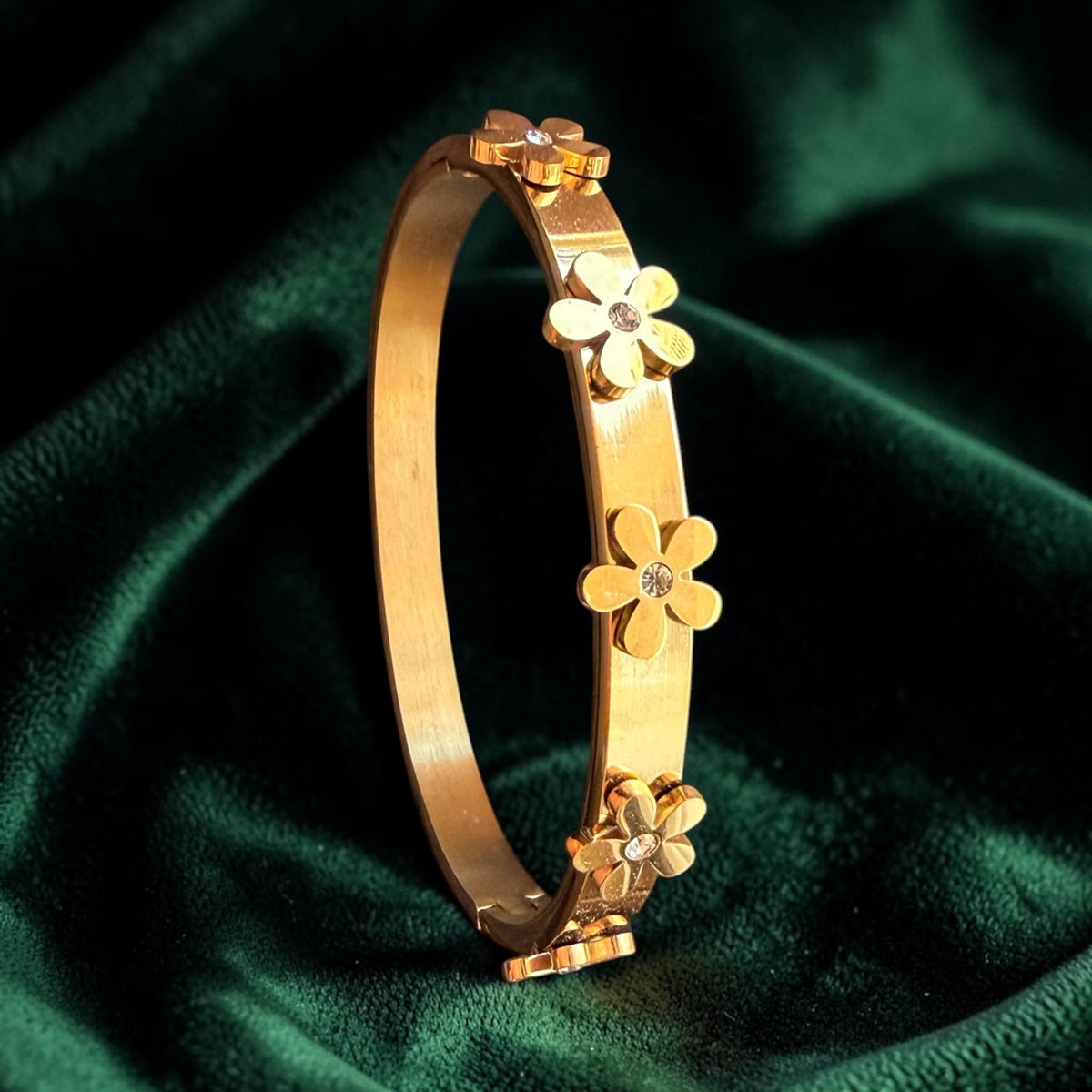 Star Studded Gold Kada