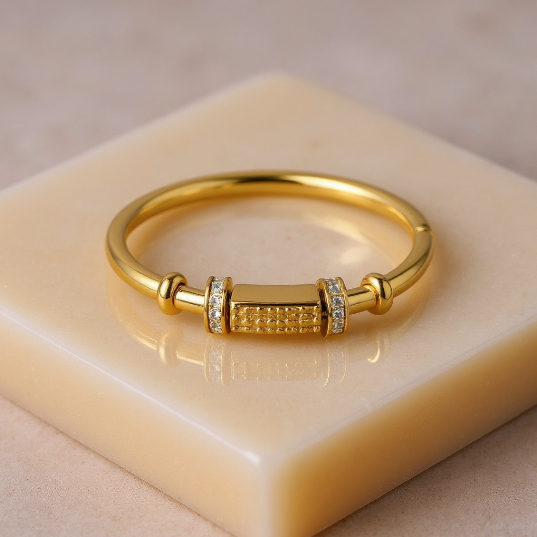 Charm School Bracelet — 18K gold-plated anti-tarnish jewellery by Veyra